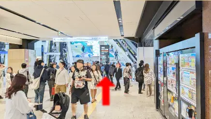 なんば広場(地上)から なんばスカイオ店までの道順3